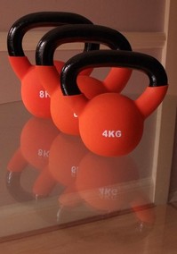 Kettlebells zijn kanonnen met een handvat.